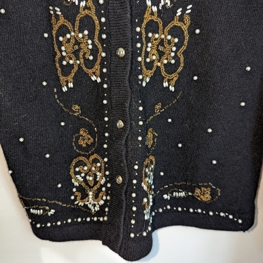 𝅺VINTAGE Black Embroidery & Pearls Lambswool & Angora Knit Cardigan Size Medium - Picture 5 of 13